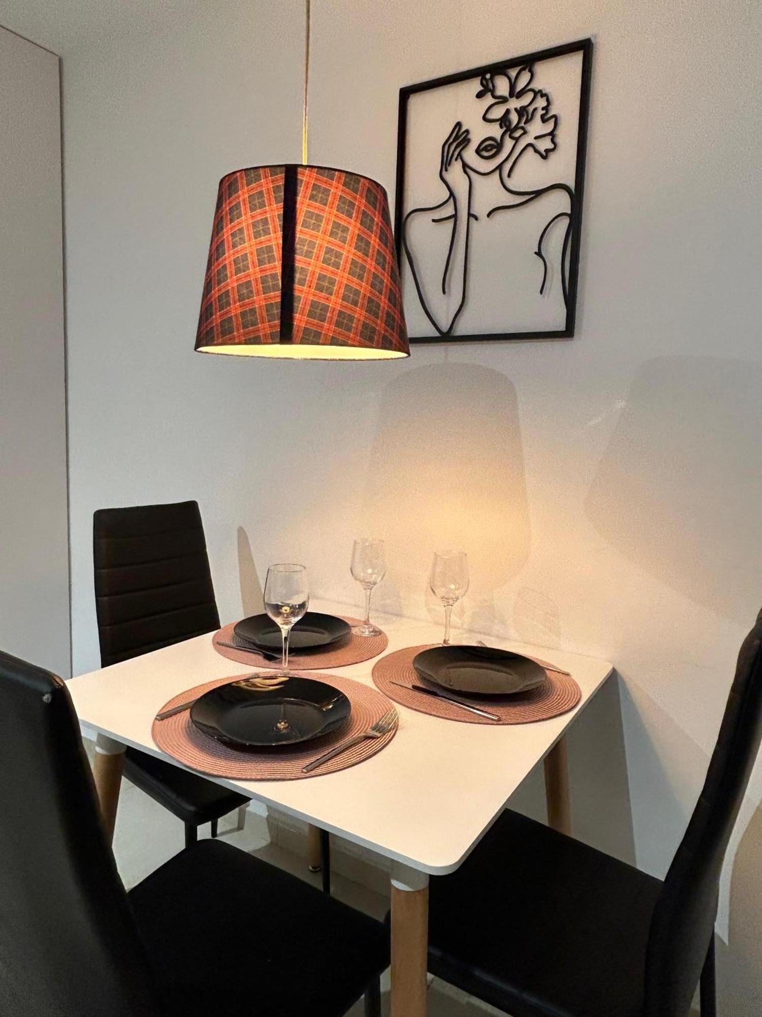 Chic Escape One - Free Parking Apartment Brasov Exterior photo